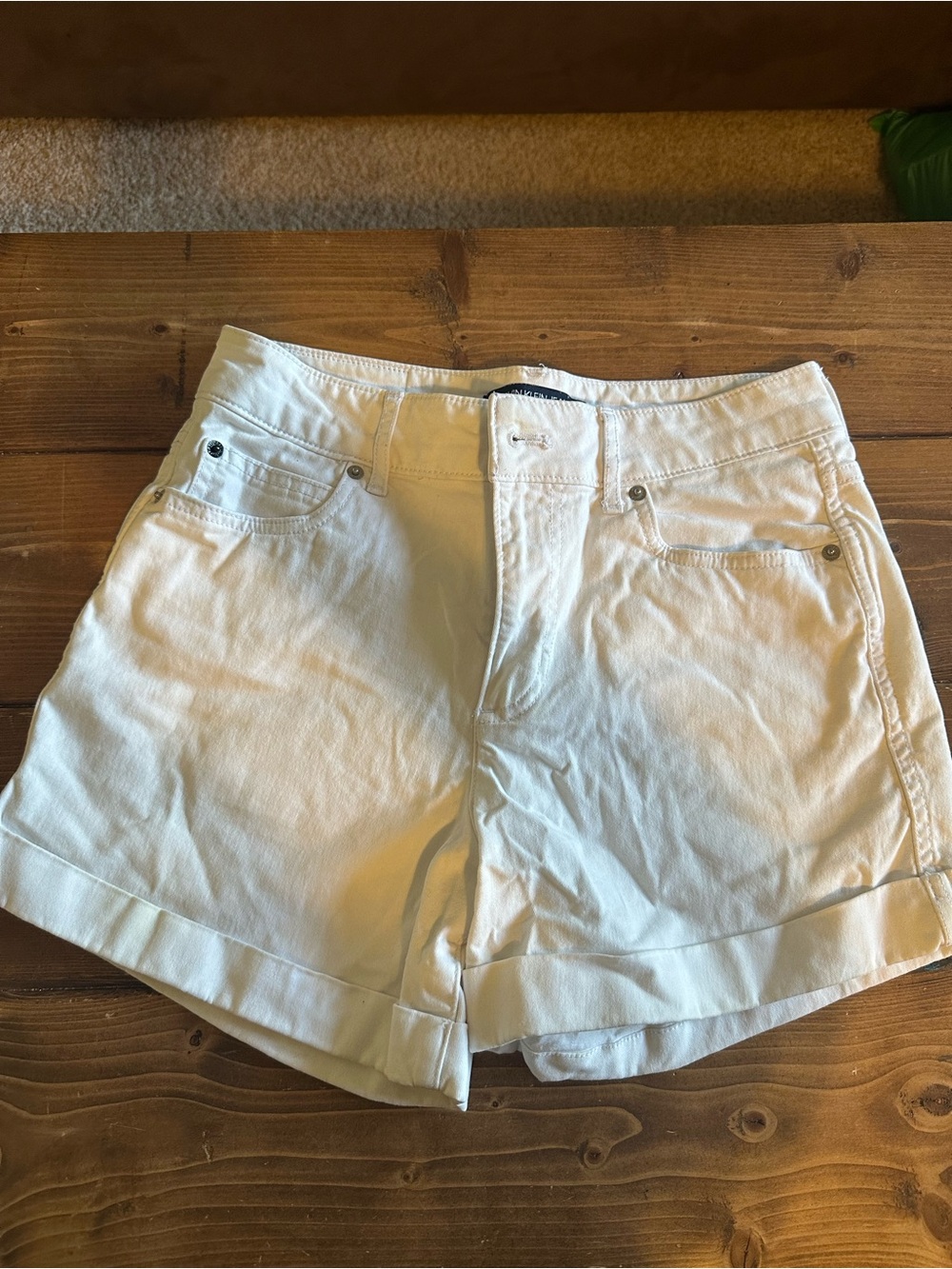 Calvin Klein Jeans White High-Waist Cuffed Shorts